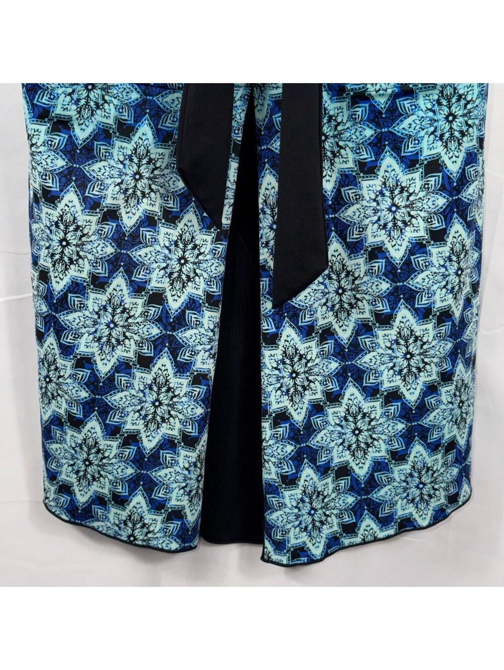 A Shore Fit! Women’s Blue Geometric Tankini Swim Top Size 18 - Picture 3 of 8